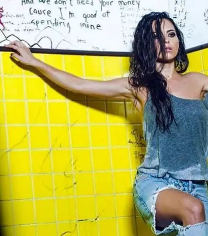 Inna a lansat videoclipul “Say It With Your Body”
