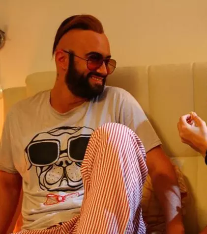 „Băieți de oraș” începe la Antena 1. Cheloo a compus melodia de generic