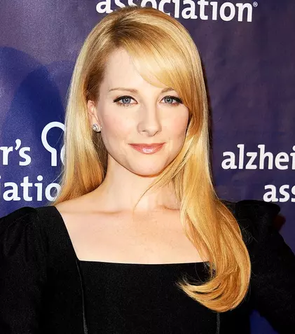 Melissa Rauch din „Teoria Big Bang” a anunțat că este însărcinată. Dar le-a dat fanilor și o veste proastă