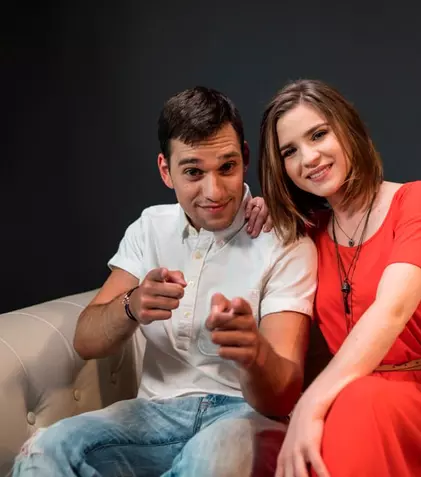 UPDATE. Sezonul 2 al iSerialului “Când mama nu-i acasă” se vede exclusiv online. Data lansării, anunțată