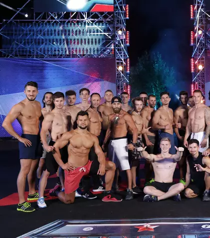 25 de concurenți luptă duminică în marea finală „Ninja Warrior România”