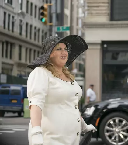 Rebel Wilson, Liam Hemsworth și Priyanka Chopra joacă în comedia „neromantică” „Cât romantism!”