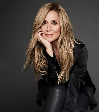 Lara Fabian amână concertele din Craiova și București. Cântăreața are probleme de sănătate
