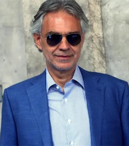 Andrea Bocelli a donat plasmă pentru tratarea bolnavilor de COVID. Artistul a fost infectat cu noul virus