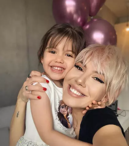 Sore, decizie importantă alături de familia ei: „Am fluturi în stomac”