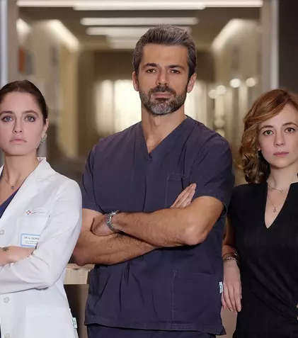 AXN anunță două seriale noi, „Doc - În mainile tale” și „Pe viață”, în grila de programe. Când încep