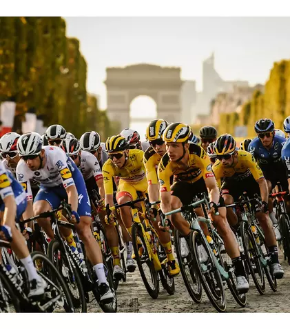 Sport la TV. Turul Franței, cea mai populară cursă ciclistă a lumii, începe pe 26 iunie