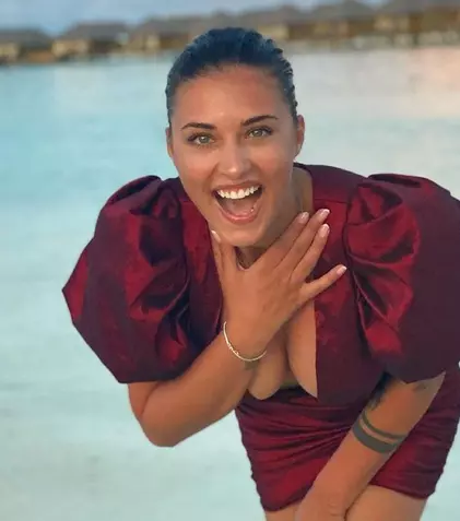 Ce relație este între cei doi băieți ai Antoniei și sora lor mai mare din Italia. „Au înțeles că Maya are alt tată”