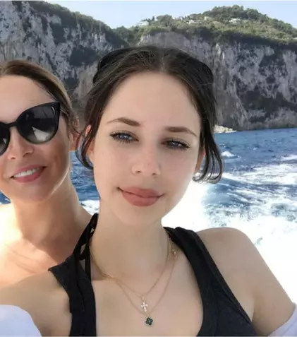 Ce sumă impresionantă de bani plătește Andreea Marin pentru studiile fiicei sale. Violeta merge la o școală privată