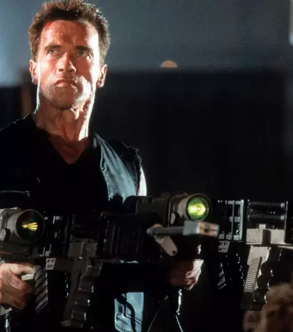 Filme la TV azi, 26 iulie: „Orașul fără milă”, „Americanul”, „Johnny Mnemonic”, „Saga Amurg: Lună nouă”