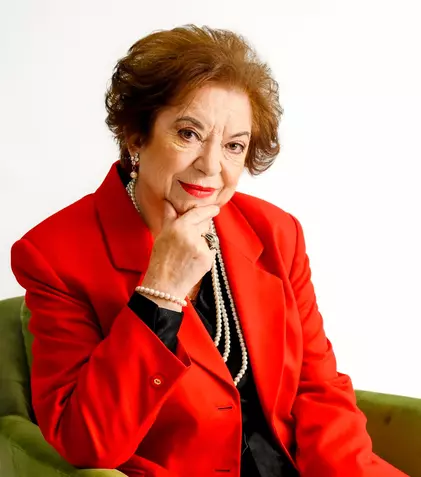 Virginia Rogin şi Julia Marcan se alătură distribuţiei serialului Lasă-mă, îmi place! Camera 609. Primele declarații