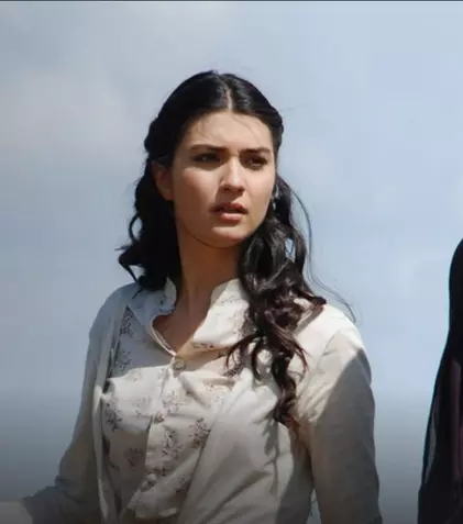 Serialul turcesc „Asi - Impotriva destinului” revine la TV. Ce mai face acum Tuba Büyüküstün