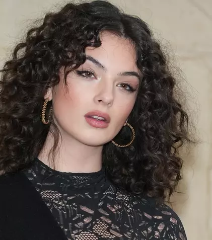 Superba Deva Cassel va juca în miniseria Netflix inspirată de capodopera „Ghepardul”