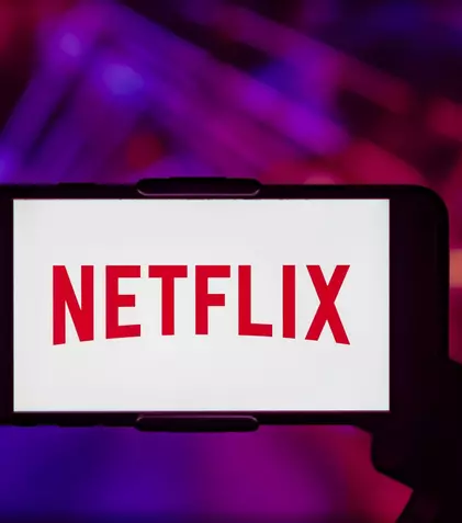 Un nou serial cu priză la public, anulat de Netflix după numai un sezon