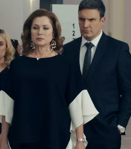 Leticia Calderon s-a mutat la Netflix! Celebra telenovelistă are rol negativ în serialul „Yeni, mama-surogat” 