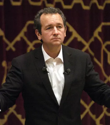 Dan Puric, ironii privind restricțiile impuse în pandemie: „Mai sunt îndrăgostiții care se sărută prin mască”