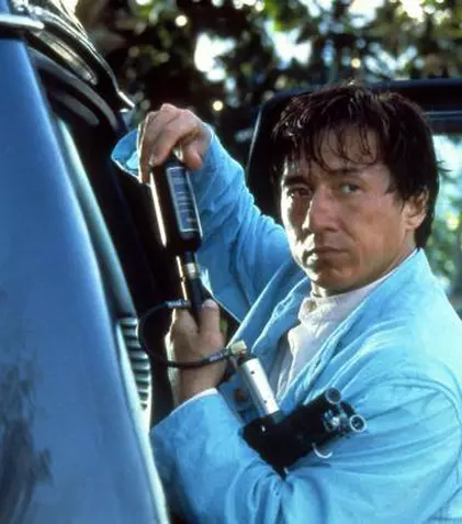 Prima lovitură a lui Jackie Chan