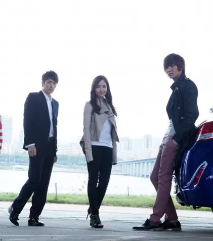 FOTO: Euforia începe anul cu trei seriale coreene noi