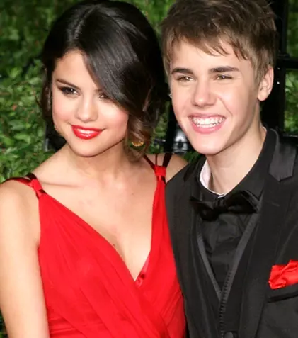 Abia s-au despărţit, dar Bieber vrea să o recâştige pe Selena Gomez