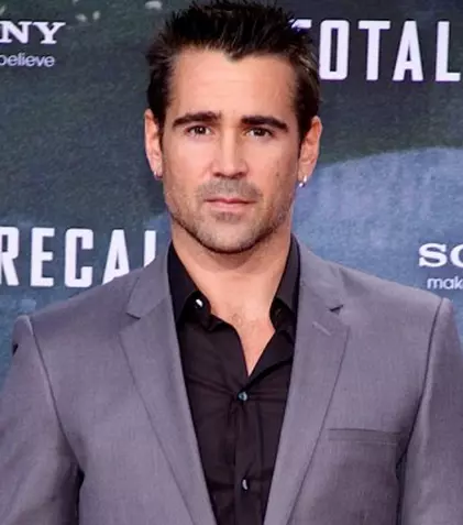 Colin Farrell nu-şi răsfaţă copiii