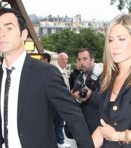 Jennifer Aniston şi Justin Theroux îşi mobilează casa cu antichităţi