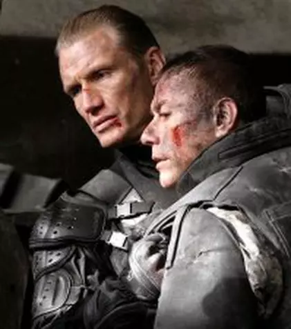 Soldatul universal: Un nou început