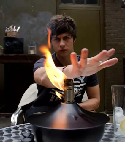 Magicianul Ben Hanlin vine în România la invitaţia Discovery