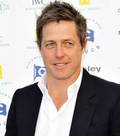 La 55 de ani, Hugh Grant este tată pentru a patra oară!