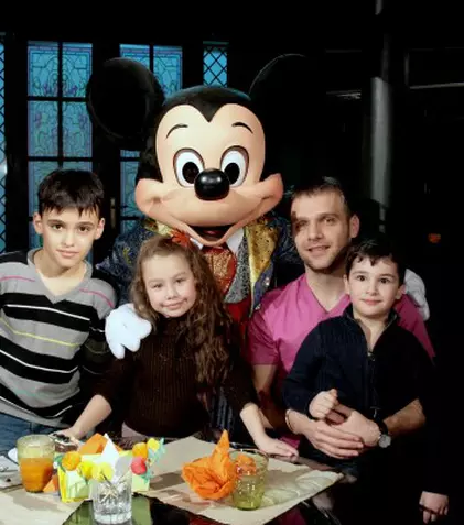 Mickey şi magicianul Michael Barron vin la „Copiii spun lucruri trăsnite”