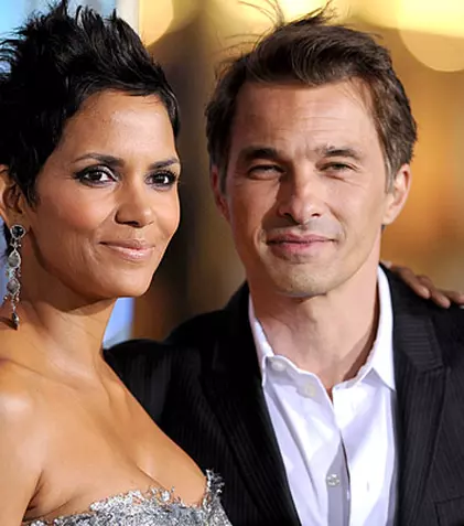 Halle Berry divorțează de Olivier Martinez