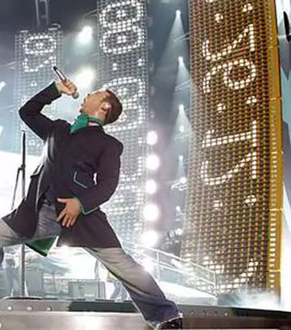 Robbie Williams s-a plictisit de muzică