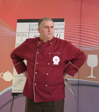 Între maestrul bucătar Horia Vîrlan şi concurenţii "Academiei" ies scântei
