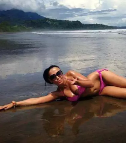 FOTO. Andreea Mantea îşi petrece vacanţa în Costa Rica