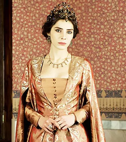 Nur Fettahoğlu, sultana Mahidevran din “Suleyman”, se mărită la anul