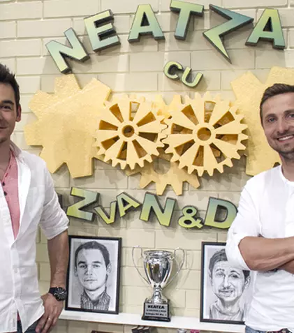 Răzvan şi Dani pleacă la Londra în „vizită de lucru”