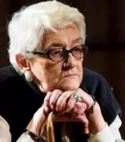 TVR 2 difuzează piesa „Regina mamă” 