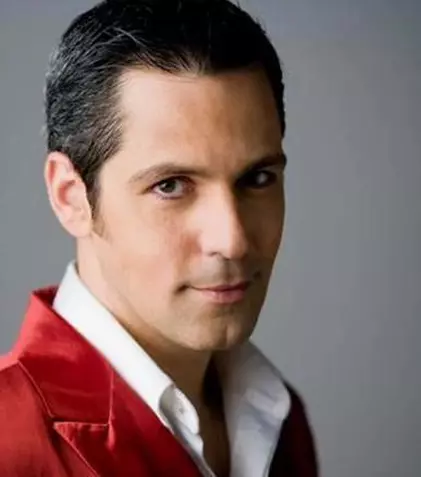 Ştefan Bănică porneşte în turneu prin ţară în luna noiembrie