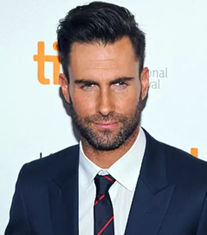 Adam Levine, cel mai sexi bărbat conform „People”?
