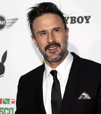 David Arquette şi iubita lui aşteaptă un copil