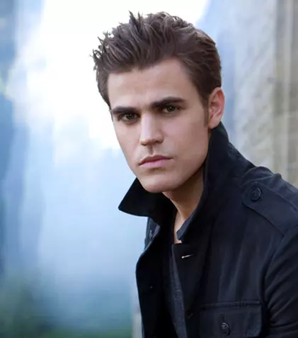 Paul Wesley va debuta ca regizor cu un episod din „Jurnalele vampirilor”