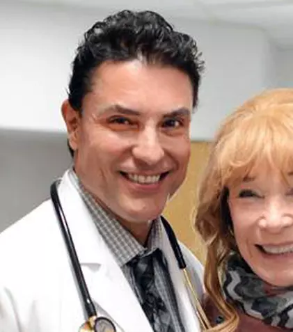 Osvaldo Rios: "Să lucrez cu Shirley MacLaine a fost o mare lecţie de viaţă"