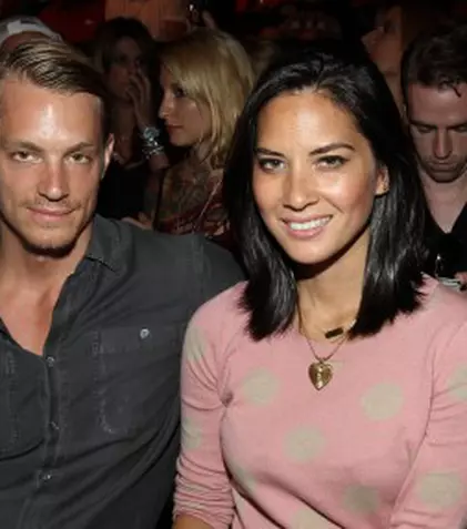 Olivia Munn şi Joel Kinnaman s-au despărţit