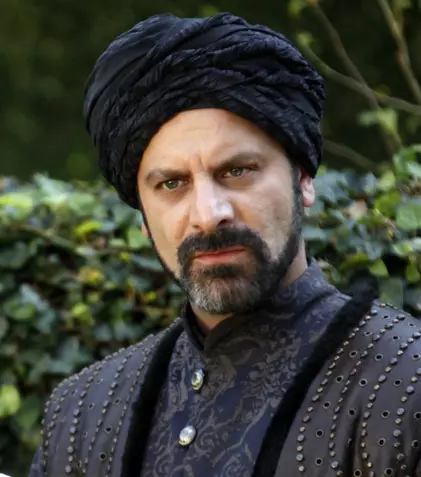 Ozan Güven, Rustem din “Suleyman”, nu vrea relaţii amoroase pe platouri