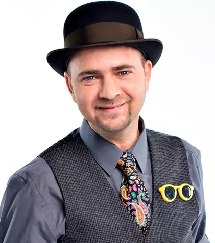 FOTO: Uite cât este de frumos băieţelul lui Cosmin Seleşi!