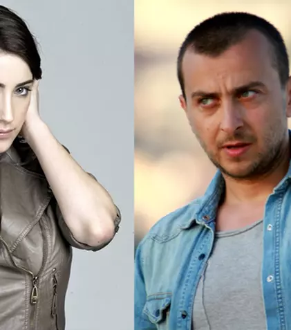 Hazal Kaya nu-şi mai ascunde dragostea faţă de iubitul ei, Ali Atay 