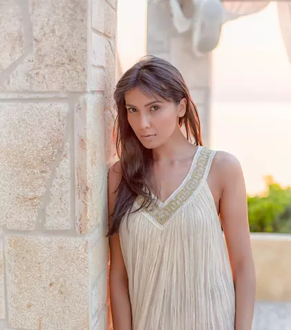 Alexandra Bădoi, vacanţă în  locul în care se vede cel mai frumos apus din lume 	