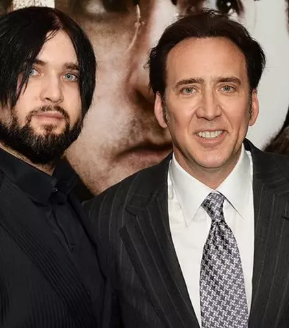 Nicolas Cage este bunic
