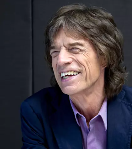 Mick Jagger va deveni tată la 73 de ani