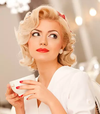 Marilyn Monroe are emisiune la Nașul TV