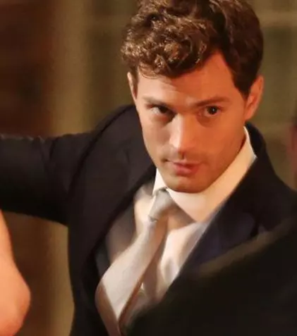 E oficial: se fac şi celelalte 2 filme din seria „Cincizeci de umbre ale lui Grey”